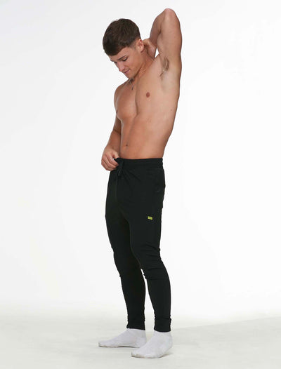 V2 Active Panelled Joggers - Black